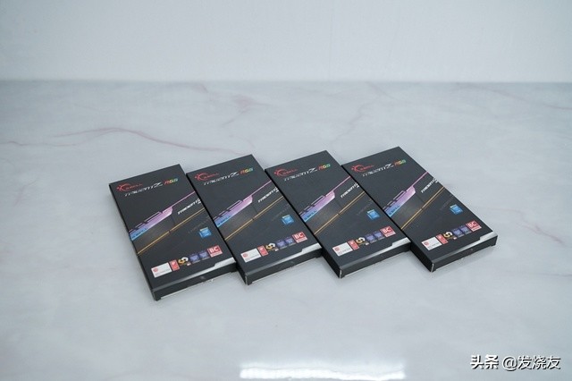 沉默是金~NZXTH700黑金电脑水冷装机秀