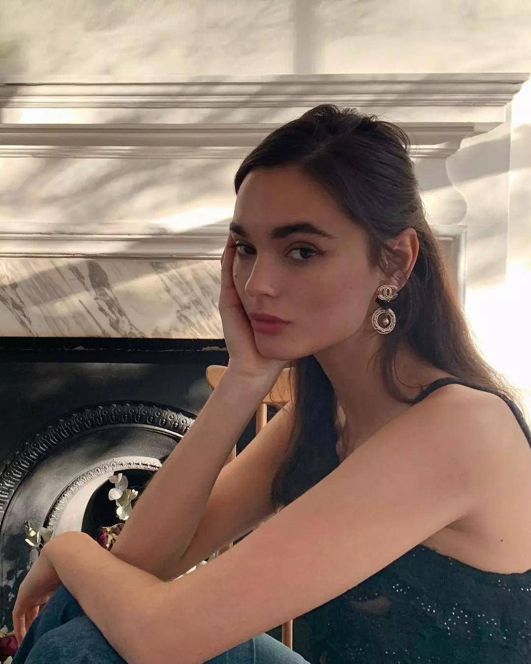 好看又好穿的女人,法国女人穿什么好看又漂亮