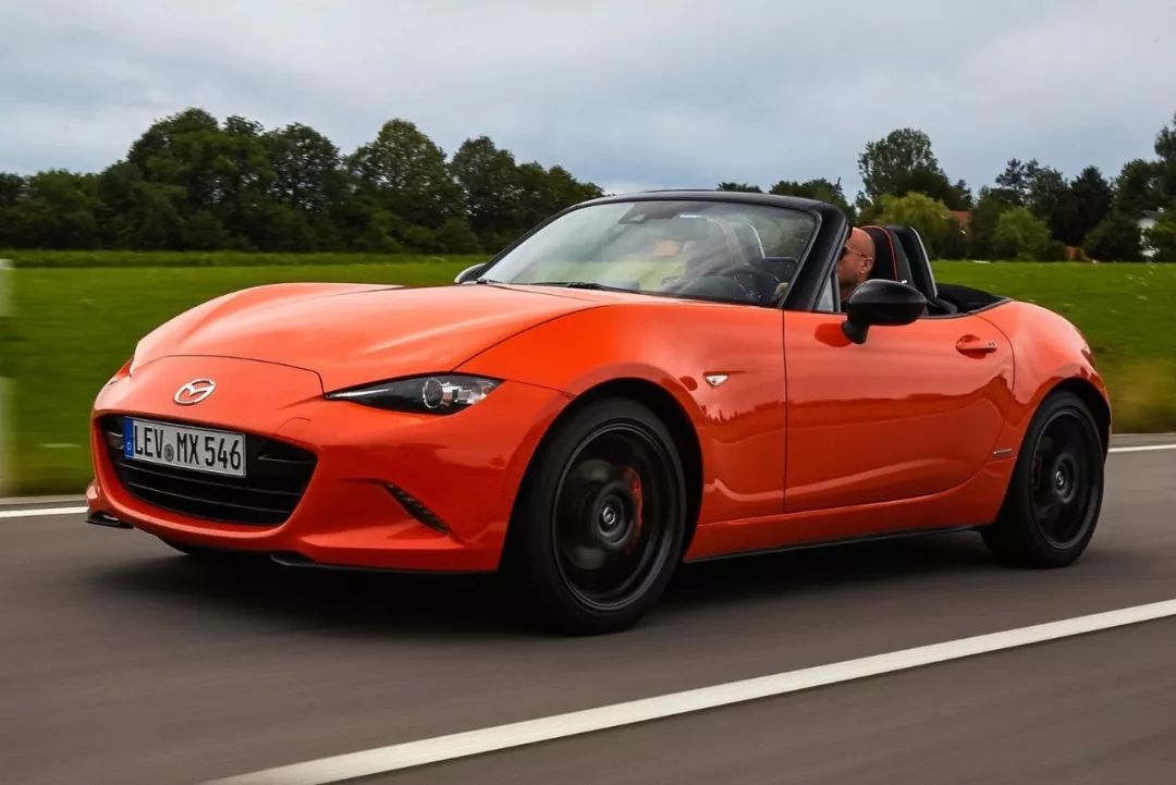 铃木吉姆尼全新曝光,铃木吉姆尼全新升级的价格多少钱