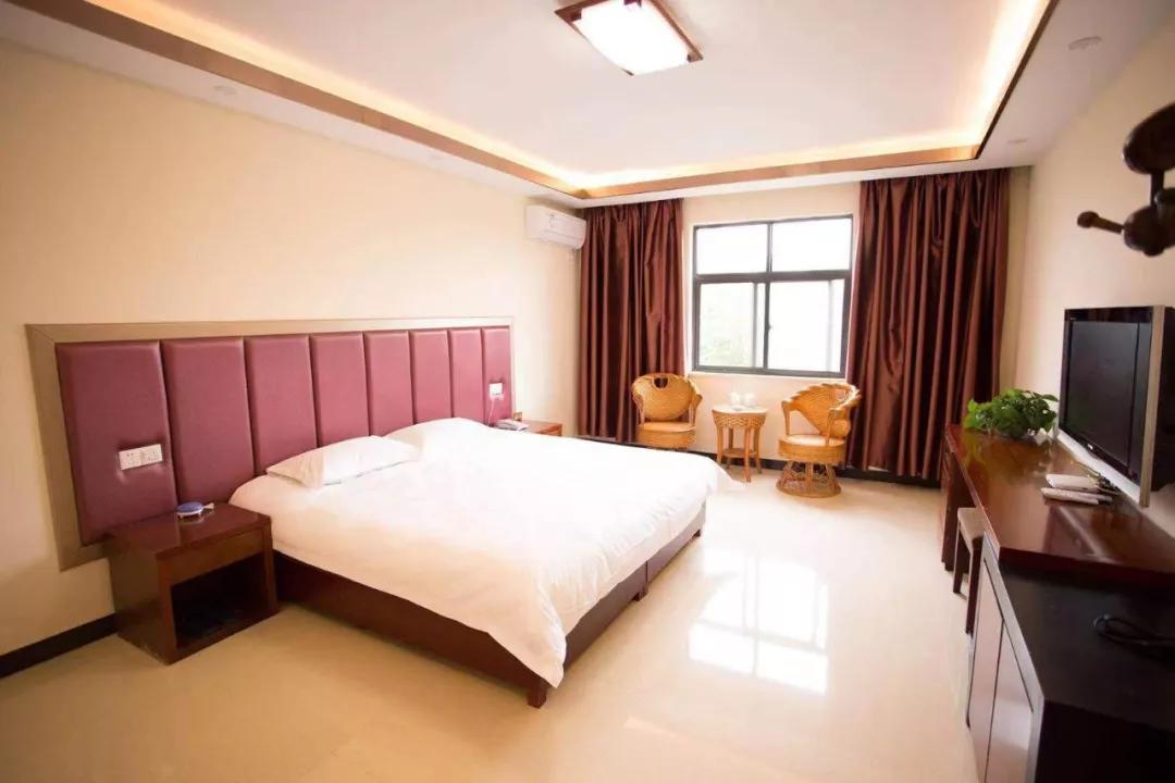 洛阳梦桃源2号会议厅,洛阳梦桃源度假村附近酒店