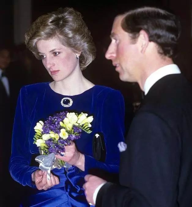 被丈夫嫌弃抛弃的女人,被丈夫嫌弃的老婆