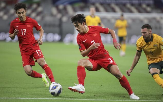 国足惨败后记者感叹球迷不离不弃,国足惨败引发外媒哄笑的原因分析