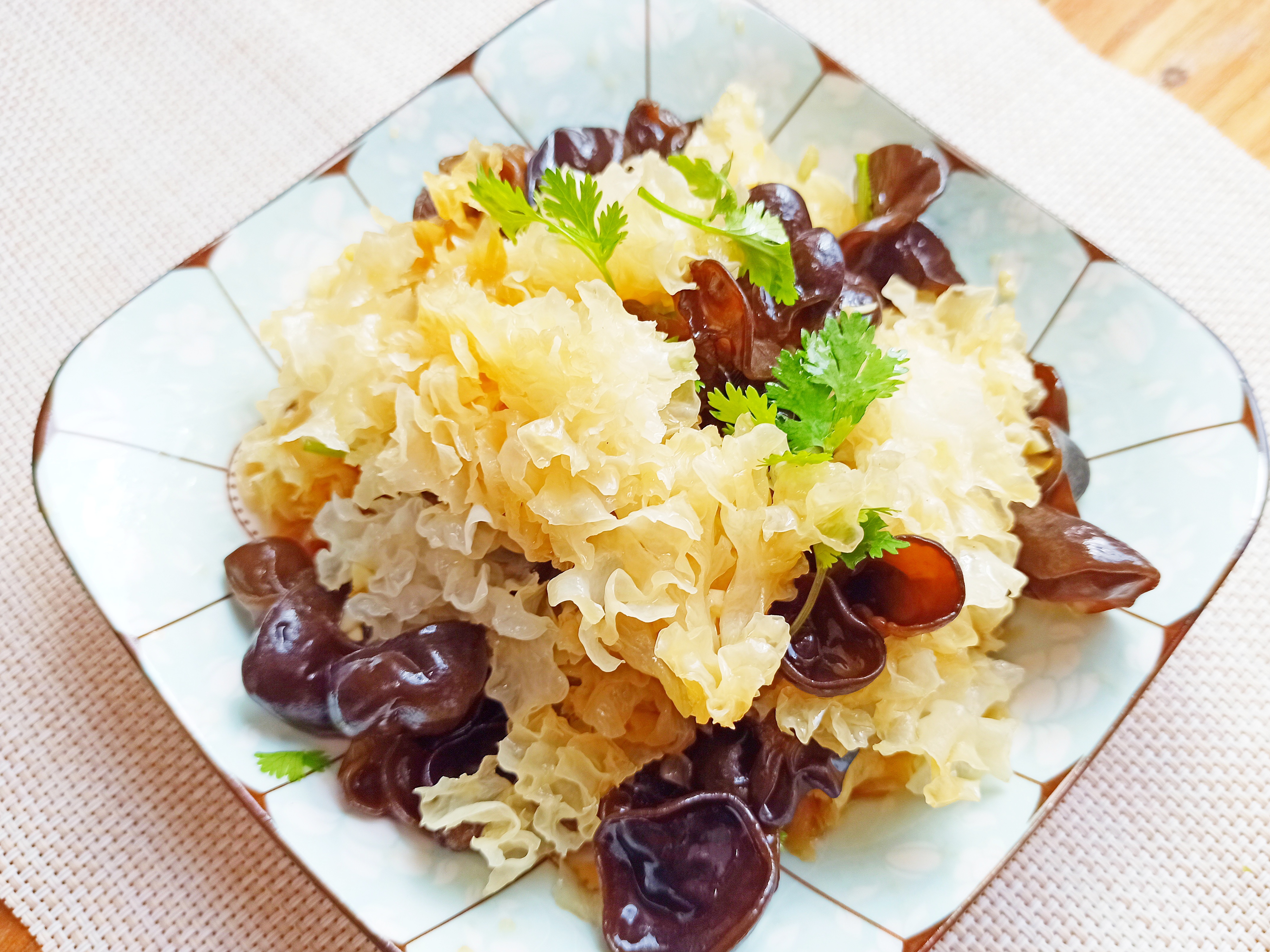 过年年夜饭最好的凉拌菜,年夜饭必备的家常菜10道凉拌菜