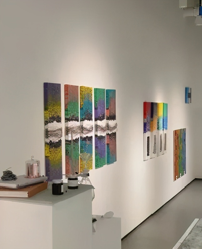 深圳灯光秀与武汉灯光秀,春光无限好深圳