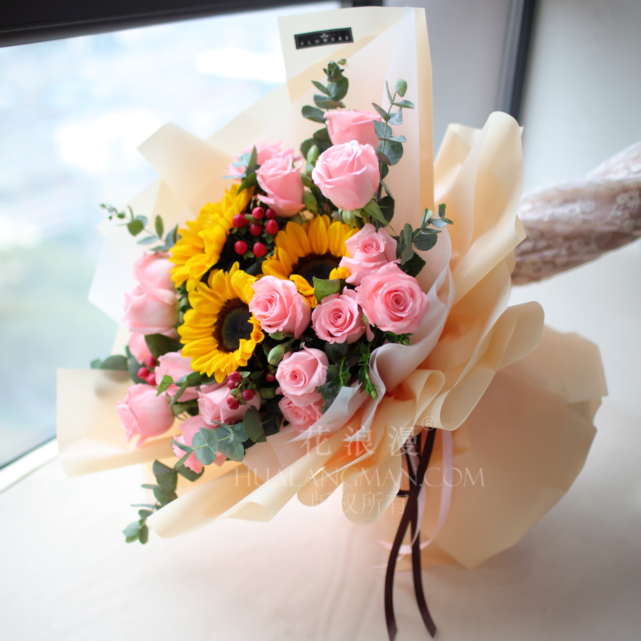 情人节当天送鲜花好还是提前送好,情人节鲜花一般哪个时间送比较好