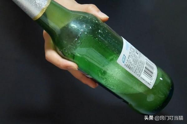 蚊子在床头,蚊子太多用两张蚊帐