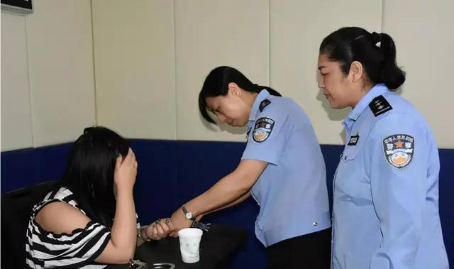 嫖娼被仙人跳没有一点职业道德,人与人之间连最基本的诚信都没有