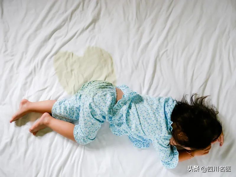 孩子睡觉老遗尿,孩子晚上睡觉总尿床用什么偏方