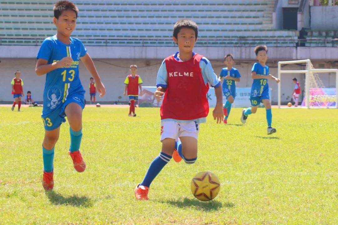 当中山、日本足球青训“激情相遇”，你更支持谁？