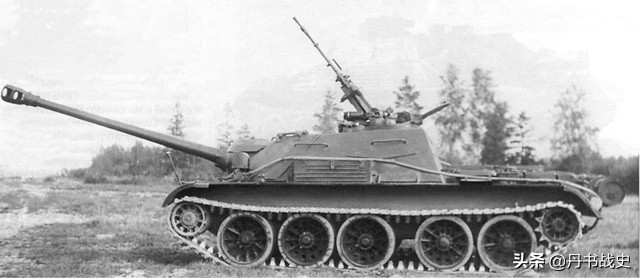 五对负重轮的歼击车，苏联SU-122-54,终究是跟不上时代