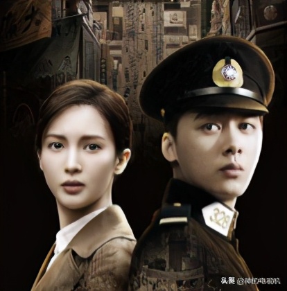 李易峰金晨谈隐秘而伟大导演合影,隐秘而伟大李易峰在墙上壁咚金晨