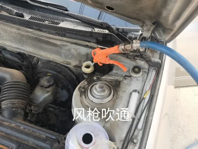 刹车离合油压系统排空气排不出油解决方案