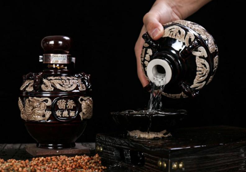 白酒储藏常识,白酒放得越久越值钱吗