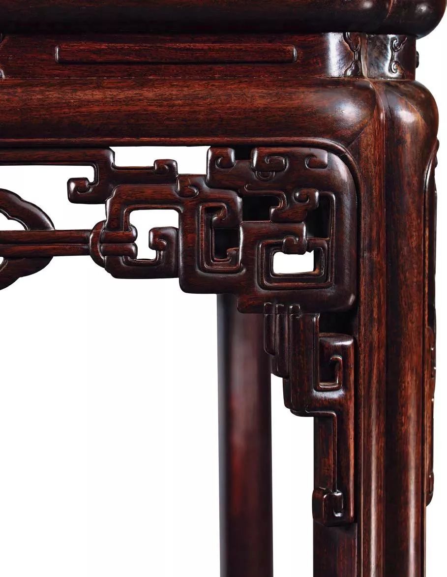 香港拍卖过亿的瓷器图片,香港保利瓷器拍卖图片