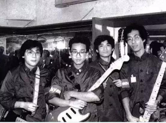 黄家驹之死：被香港娱乐圈暗中出卖