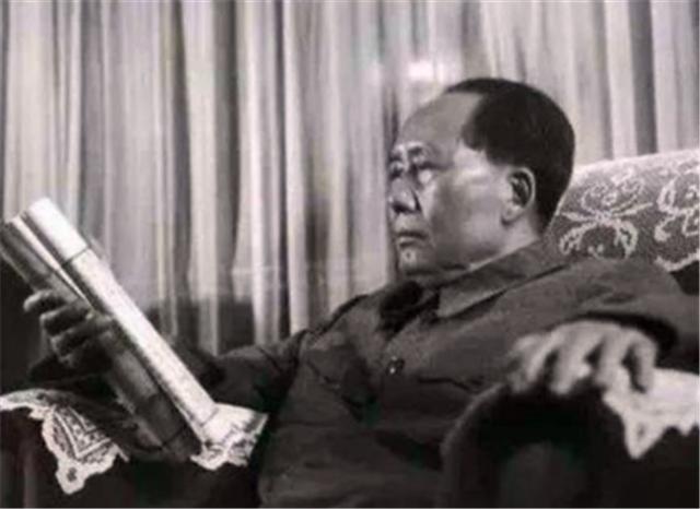 毛主席对自己著作的评价：文章只有一篇好的，还有点用