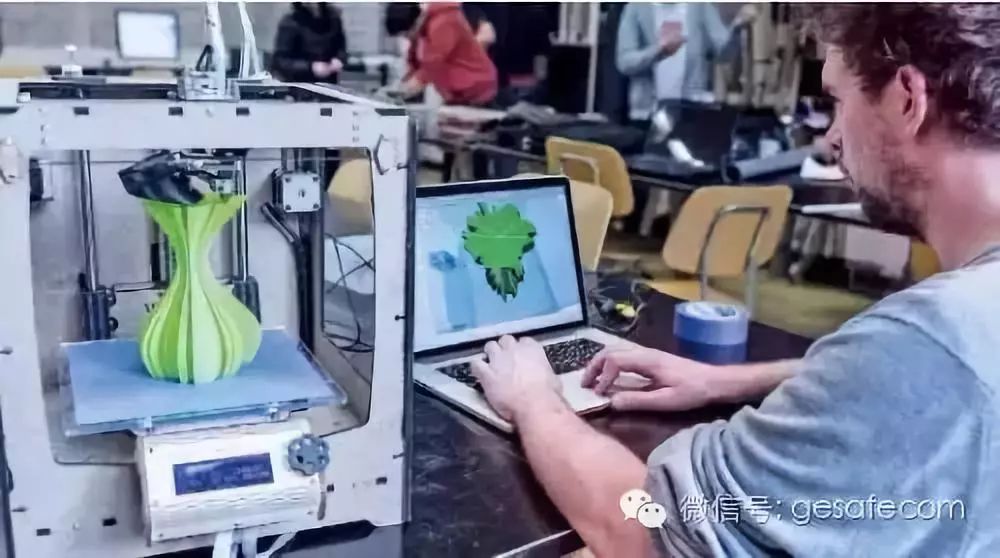 2023年云计算领域五大趋势,未来发展的行业云计算大数据