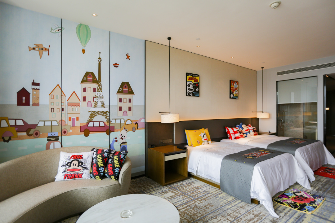 任性的重庆渝融豪生：坐落三轨之上，便捷扫街购物，允许携带宠物