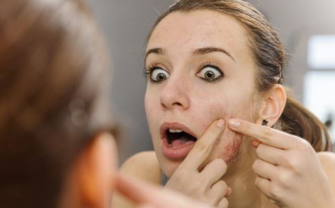 粉刺怎么彻底去除,闭口粉刺正确消除方法