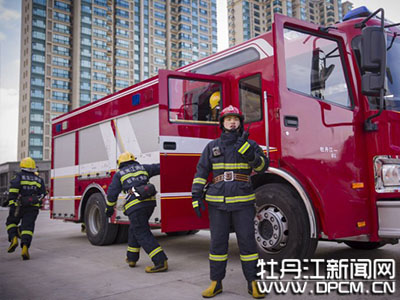 水与火的缠绵解读,水与火的交融和缠绵