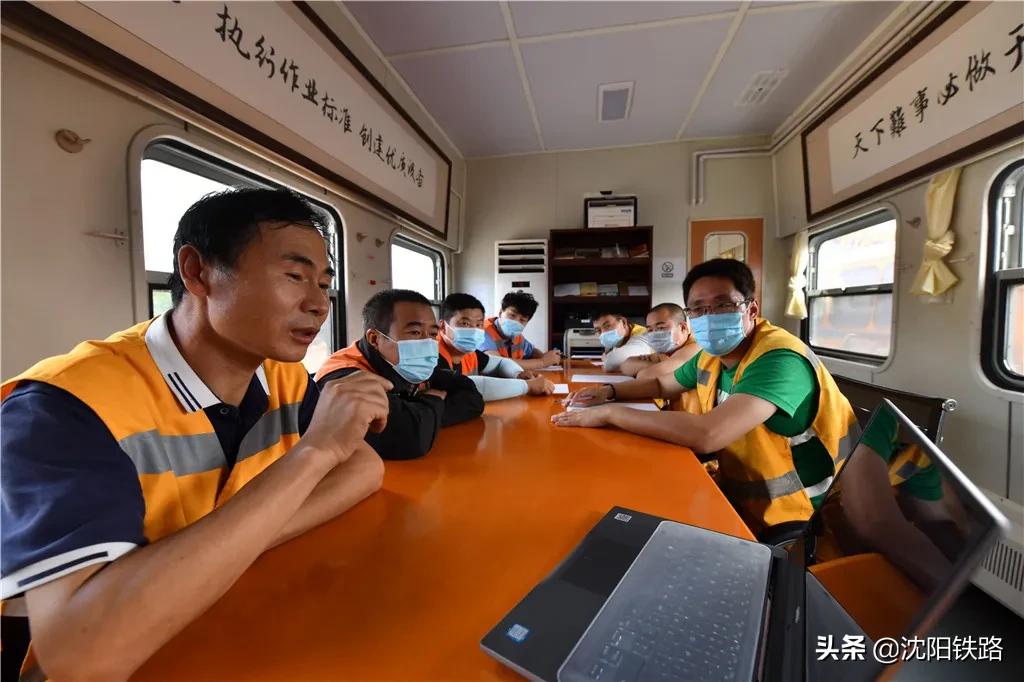 这列工务大修人专属“房车”，花钱也买不到……