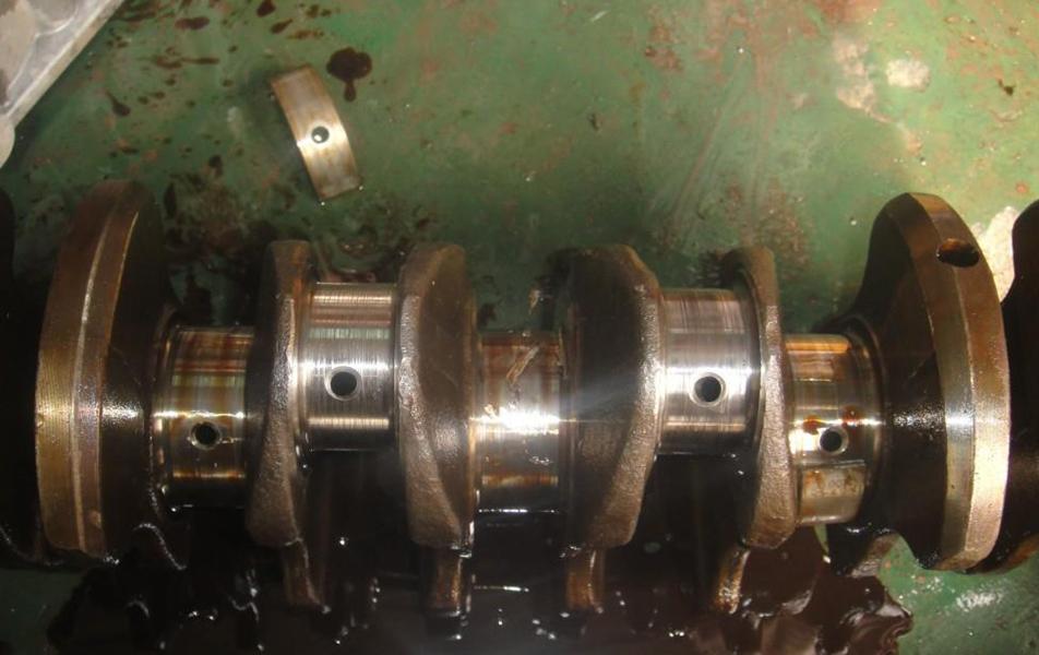 如何区分气门油封导致的烧机油,如何区分活塞烧机油还是气门油封