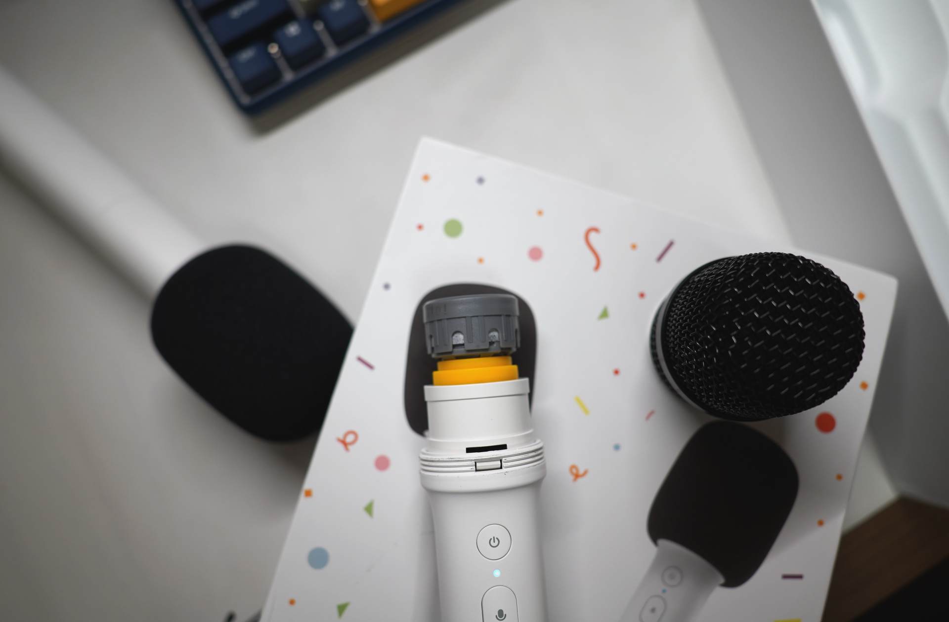 雷石k歌麦克风小程序,特斯拉雷石ktv麦克风有必要买吗