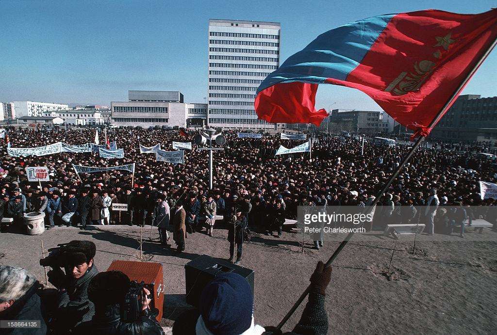 东欧剧变领导人结局,东欧剧变后的各国领导人