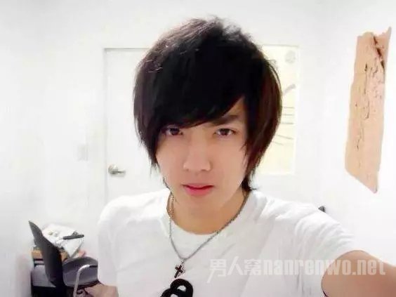 鹿晗、吴亦凡早年杀马特造型是学东方神起的?打开方式不对吧