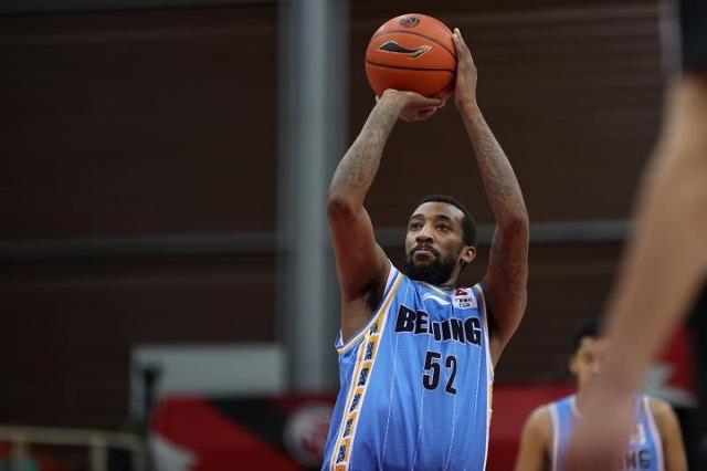 北京首钢麦克雷24分,首钢麦克雷三分