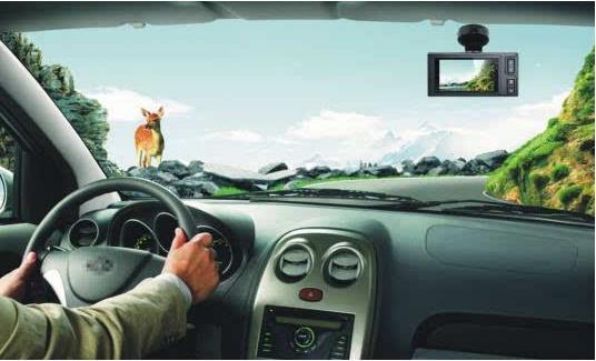 行车记录仪安装支架有什么讲究,行车记录仪选择多媒体还是记录仪