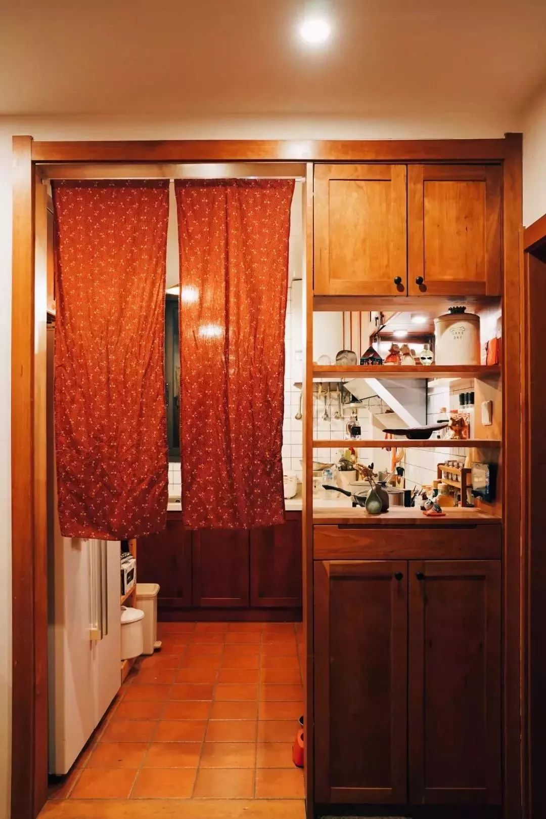 90后花9000元爆改老房子,90后夫妻精心改造精装房