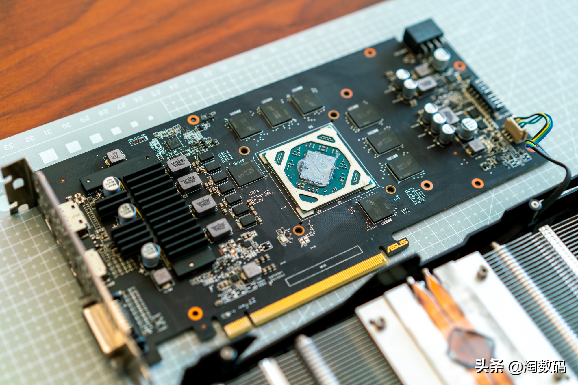 华硕rx580显卡相当于什么水平,华硕rx5804g显卡现在怎么样