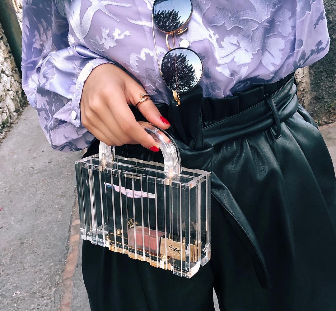 在永不过时和永不撞包之间，你会选哪个？