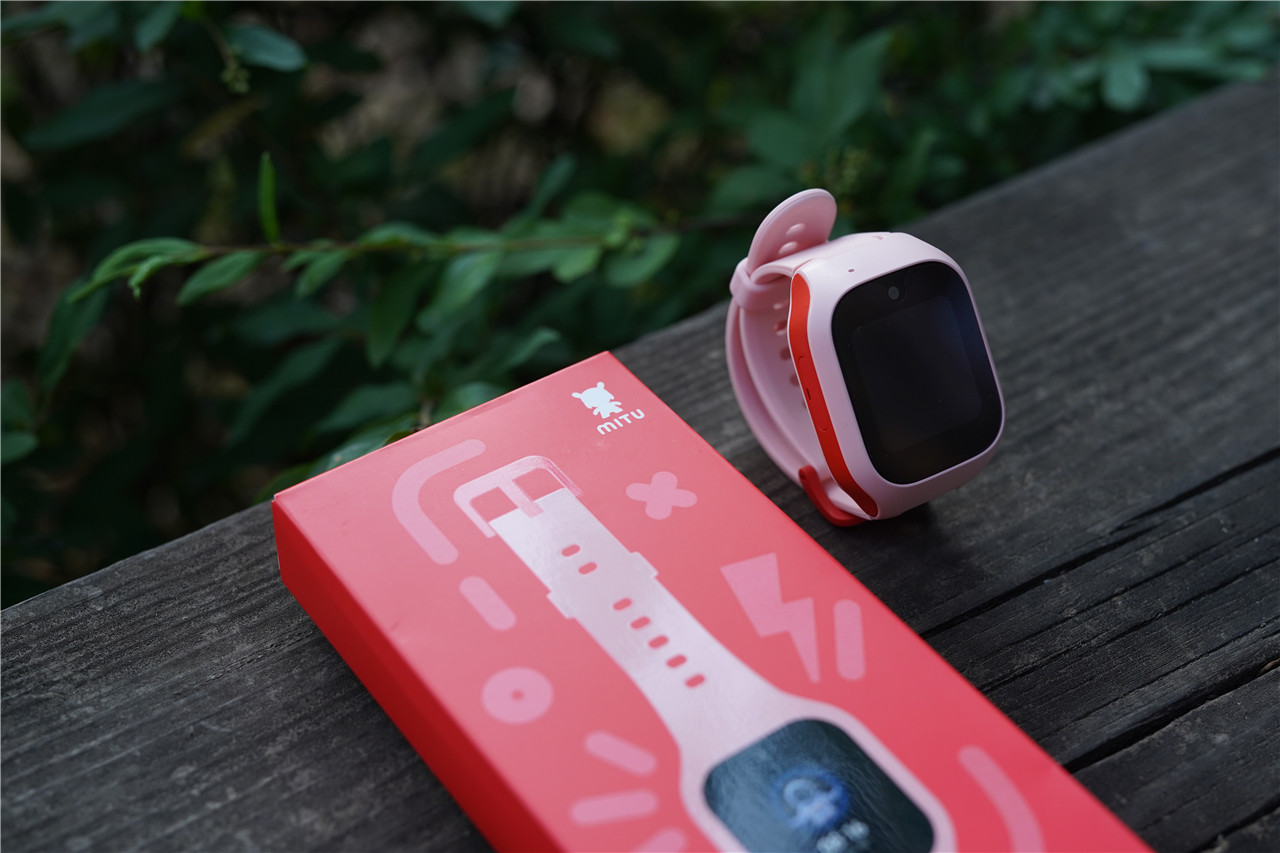 米兔儿童电话手表5c定位要流量,米兔儿童电话手表5c的隐藏功能