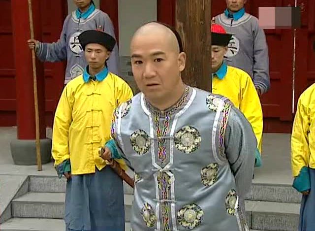 对乾隆三大中堂的性格进行剖析,纪昀和刘墉谁才是和珅的劲敌?