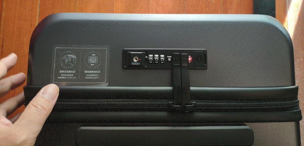 地平线8号登机箱值不值得买,地平线8号行李箱测评全部视频