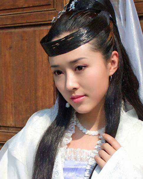 猪八戒因为什么玉帝把他贬下凡尘,猪八戒因调戏嫦娥被玉帝贬下界