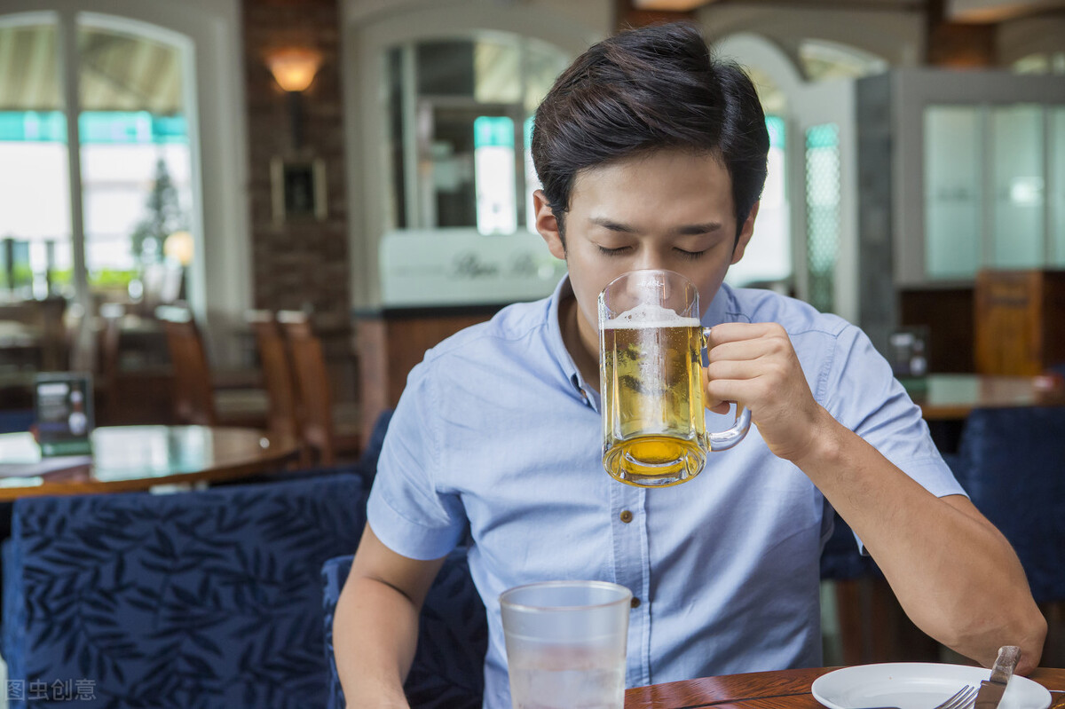 怎么减掉肚腩赘肉？戒掉3个恶习，2个方法让你恢复平坦小腹