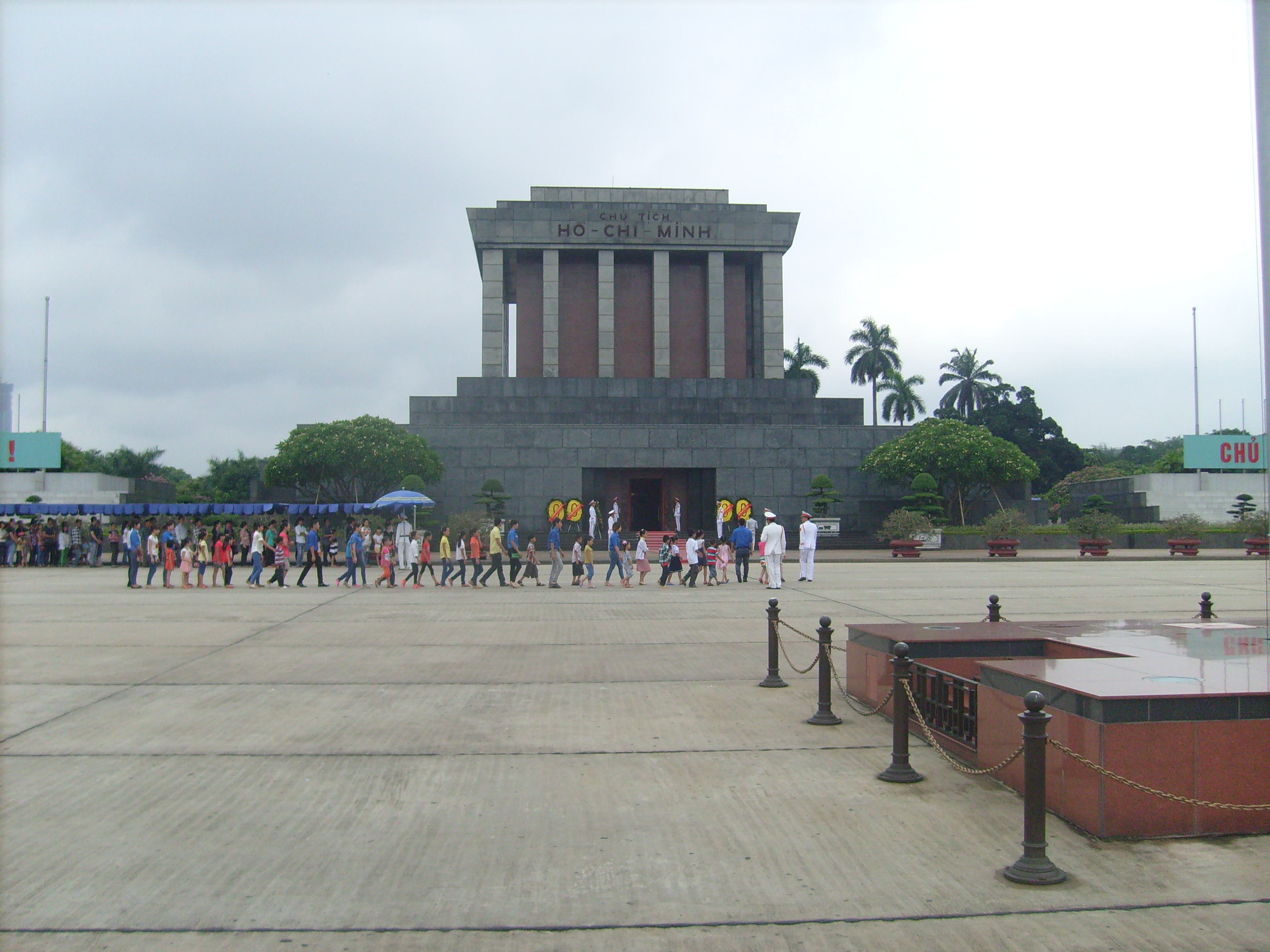 河内,看时光如何陈旧