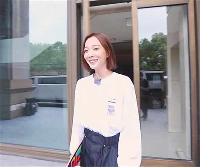 王珞丹的“Vans鞋火了！美丽大方又百搭，普通人一定买得起