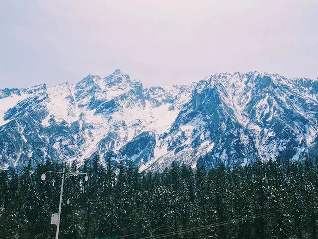 海螺沟温泉什么时候去最美,脑补一下