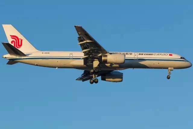 波音757为什么叫空中美男子,波音757最新模型