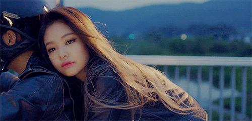 外貌不出众但实力超群的韩国女团,美貌和实力并存的韩国女团