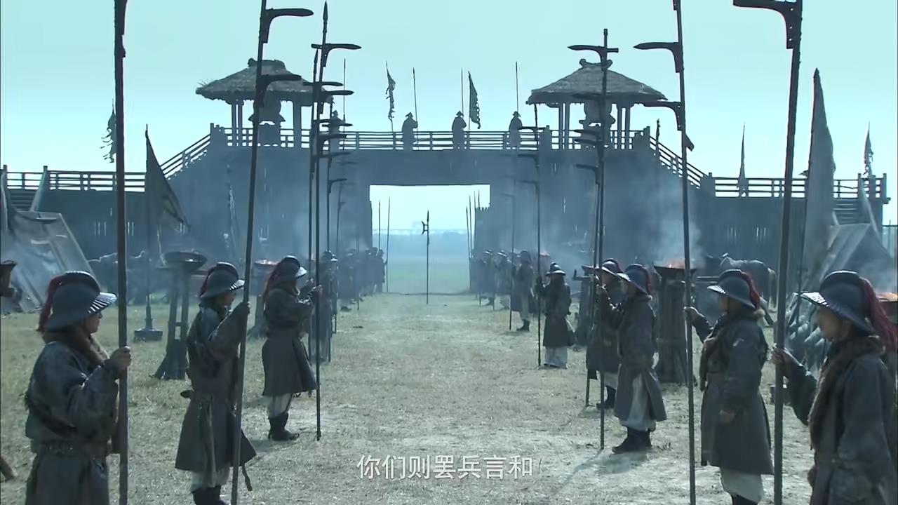 吕布辕门射戟是怎么射的,辕门射戟射得方天画戟