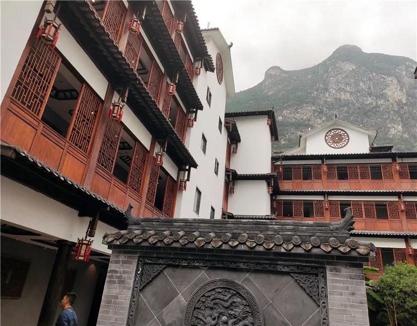 品市长旅游推介——走,坐上高铁游凉都!第二站:水城县