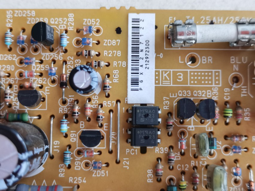 epson打印机电源开关在哪里,epson打印机电源键一直闪烁