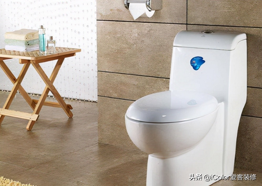 马桶小孔漏水怎么处理,马桶底部小孔漏水怎么办