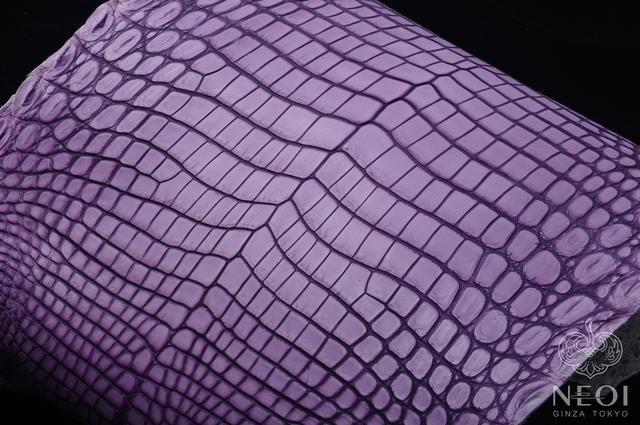 怎样鉴别是不是真正的鳄鱼皮包,鳄鱼皮包包怎么选