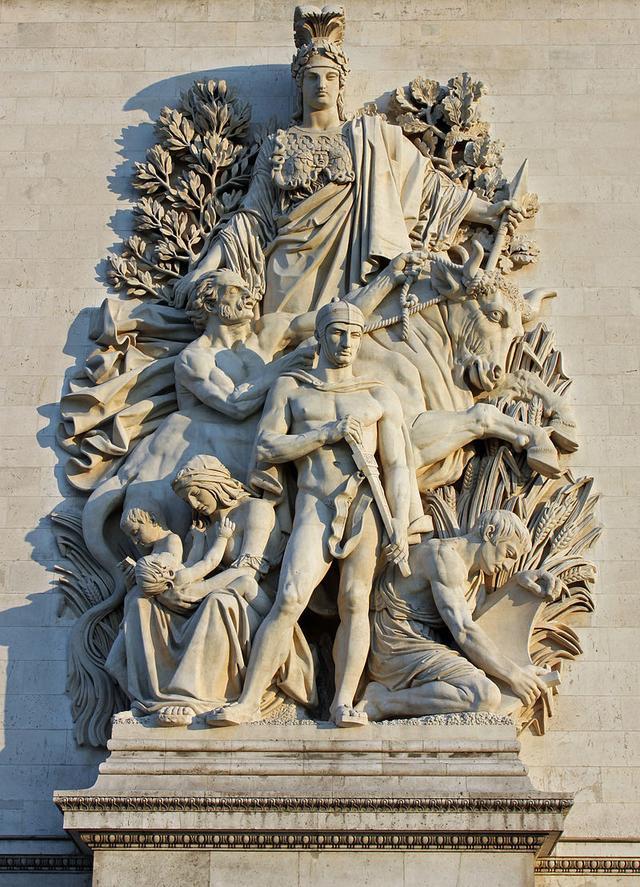 巴黎凯旋门:本为迎接凯旋之师,等来的却是拿破仑的灵柩?